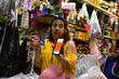 Se rezagan “tienditas” y “changarritos” en pagos de tarjeta; solo en efectivo