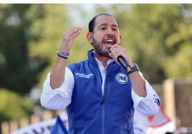 El candidato del PAN, Marko Cortés, durante un mitin en la Ciudad de México.