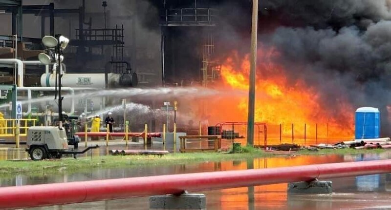 Incendio en una fábrica