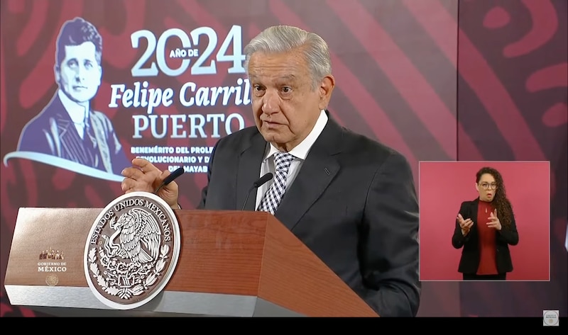 El presidente Andrés Manuel López Obrador encabeza la ceremonia del 106 aniversario de la Constitución Política de los Estados Unidos Mexicanos