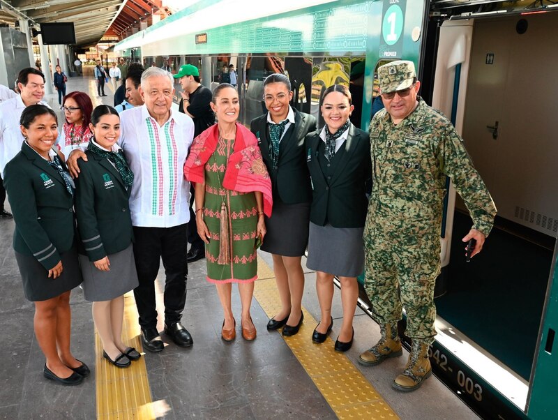 El presidente López Obrador inaugura el Tren Maya