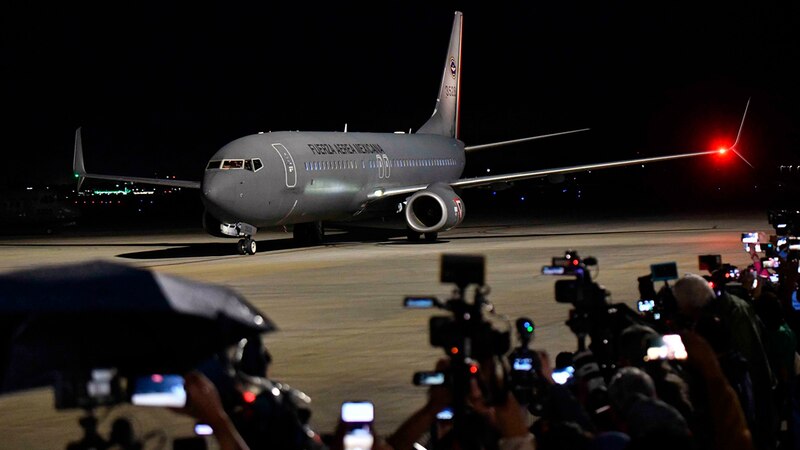 El avión presidencial mexicano aterriza en el aeropuerto de la Ciudad de México.