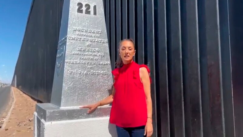 Monumento a la línea fronteriza entre México y Estados Unidos