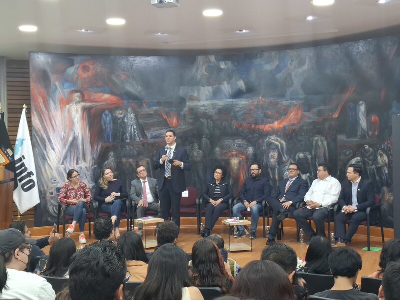 Panel de discusión sobre el futuro de la educación en México