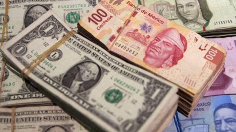 El dólar y el peso mexicano