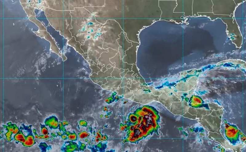 Huracán en el Océano Pacífico