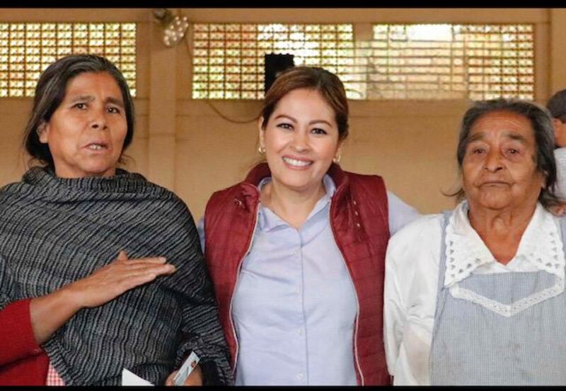 La candidata presidencial Keiko Fujimori se reúne con mujeres indígenas en Cusco