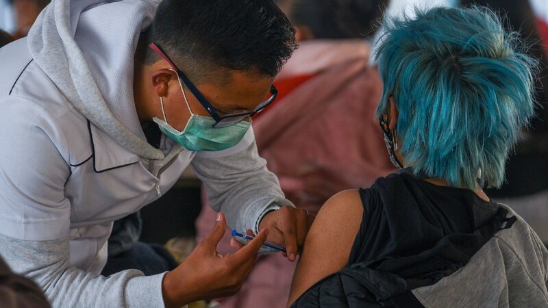 Vacunación contra el COVID-19 en México