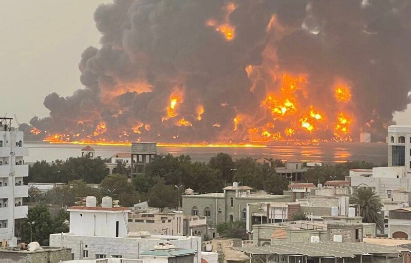 Incendio en el mar