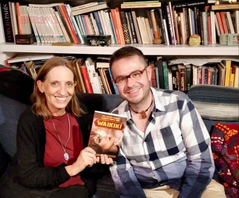 Escritora y editora presentan el libro "Waikiki"