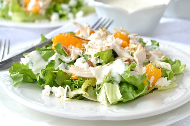 Ensalada de pollo con cítricos