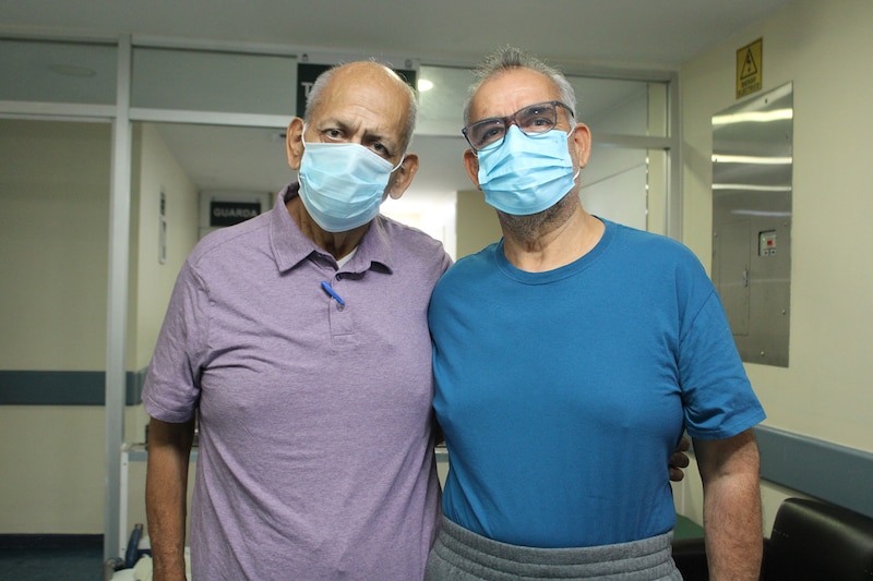 Arturo y Javier hermanos, receptor y donate, unidos más que antes, porque comparten un riñón