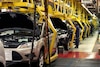 Caen ventas de autos ligeros en junio: 5.9% menos que en 2024