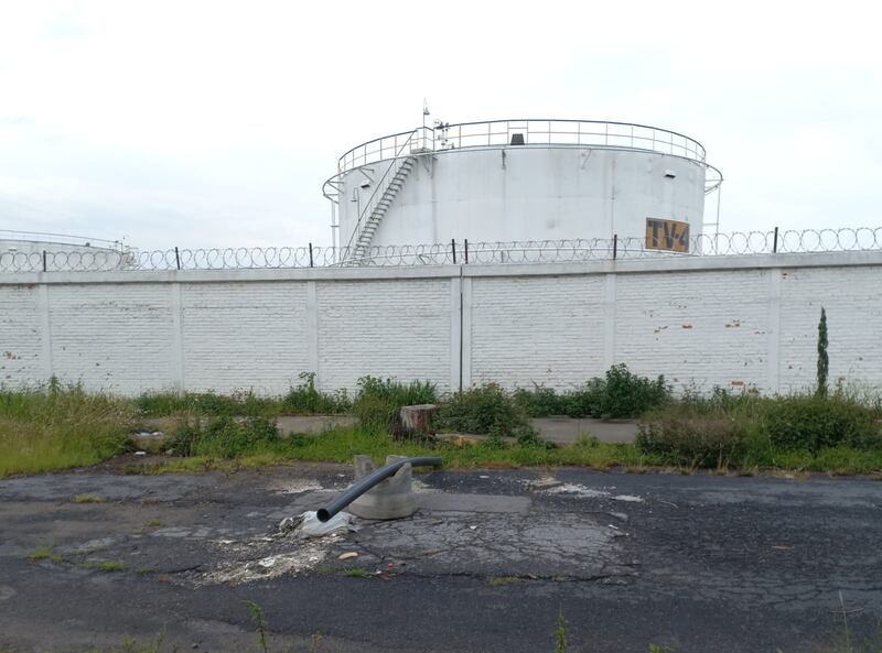Tanque de almacenamiento de petróleo