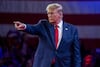 Trump anuncia investigación y posibles aranceles a muebles importados 