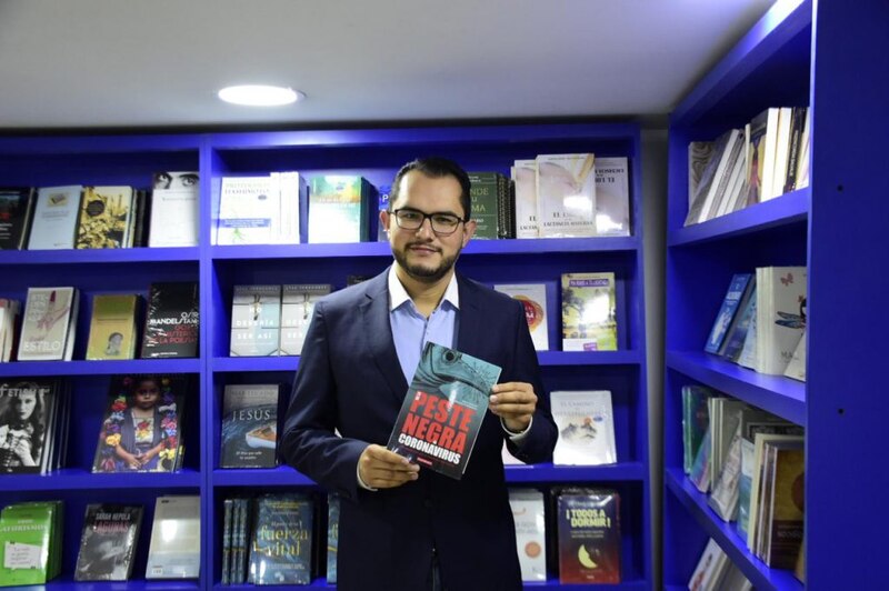 El escritor colombiano Juan David Correa publica su nuevo libro "Peste Negra. Coronavirus"