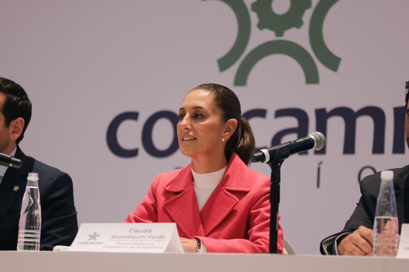 La Jefa de Gobierno de la Ciudad de México, Claudia Sheinbaum, anuncia el programa "Bienestar en tu escuela".