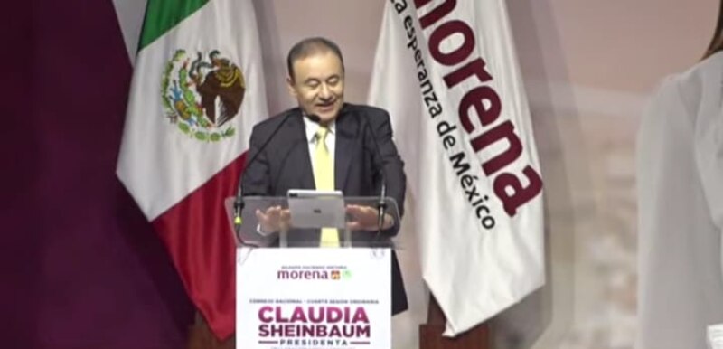 Claudia Sheinbaum, candidata de Morena a la presidencia de México, da un discurso durante un evento de campaña.