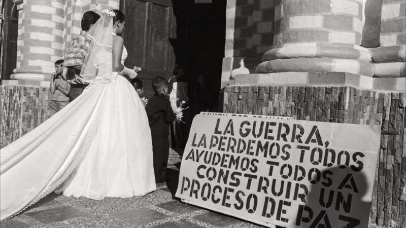 La guerra la perdemos todos, ayudemos todos a construir un proceso de paz.