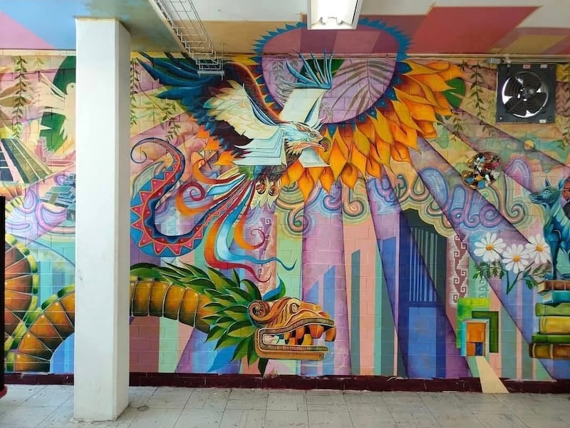 Mural de Jorge Islas Flores. En la Voca 7 quedará el trabajo artístico de Jorge Islas Flores, quien falleció en la tragedia de la explosión de la pipa de gas en Iztapalapa.