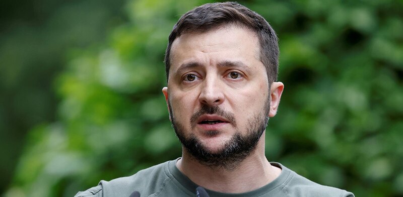 El presidente ucraniano, Volodimir Zelenski, da un discurso.