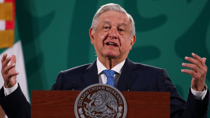 El presidente Andrés Manuel López Obrador da un discurso.