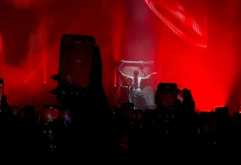Yeri Mua en su concierto del Pepsi Center