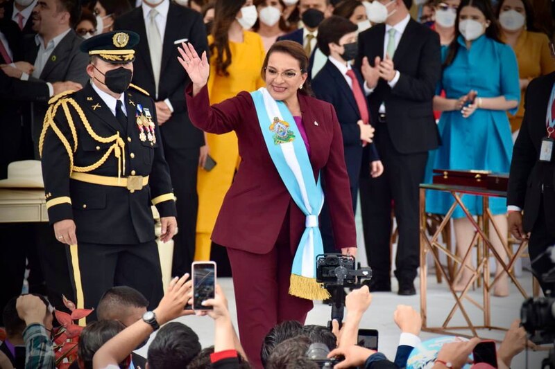 Xiomara Castro toma posesión como presidenta de Honduras