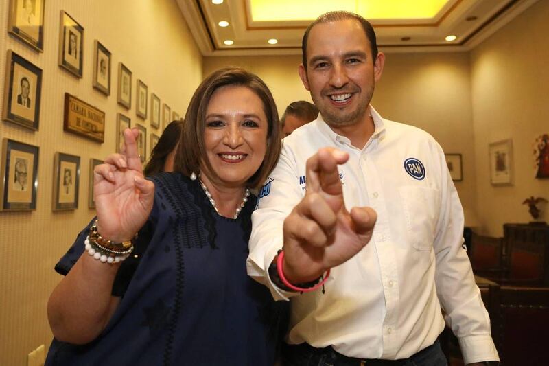 Candidatos del PAN celebran su triunfo en las elecciones