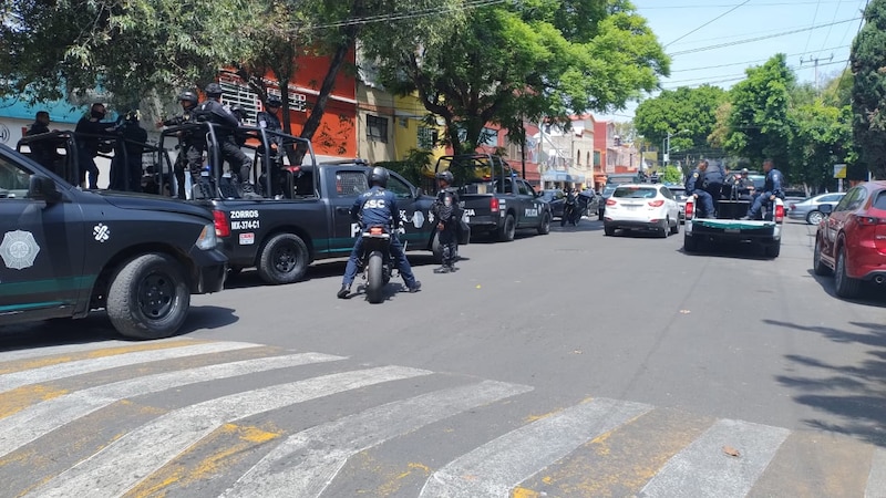 Policías en la Ciudad de México