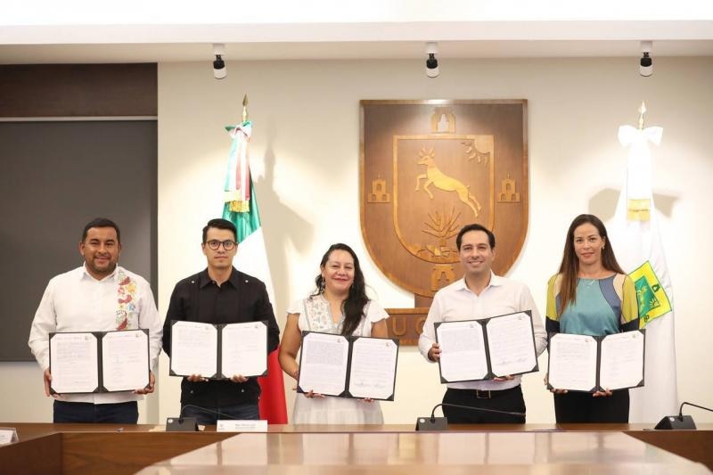 Firma de convenio para la creación de la Red de Ciudades Creativas de la UNESCO en México
