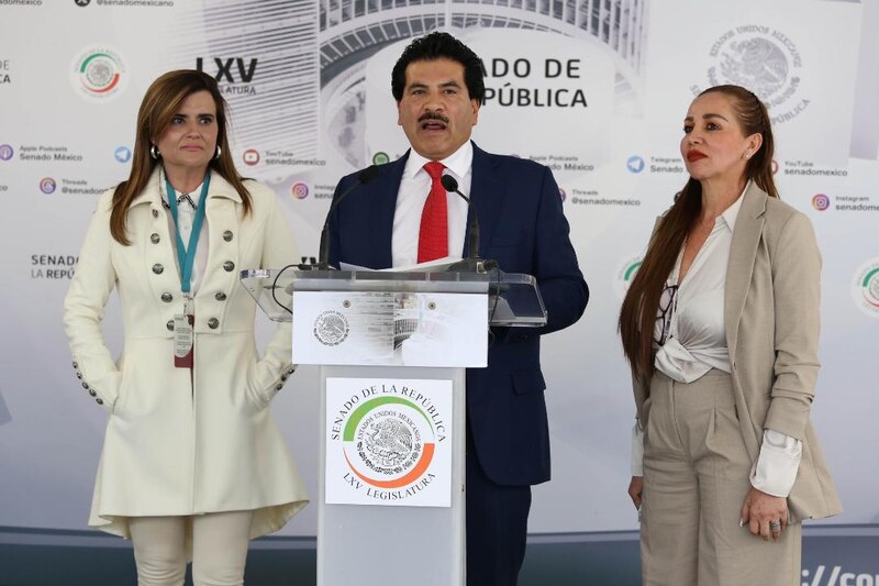 El presidente del Senado, Alejandro Armenta, encabeza la ceremonia de inauguración de la LXV Legislatura.