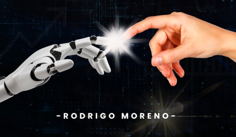 Rodrigo Moreno autor del primer libro de IA