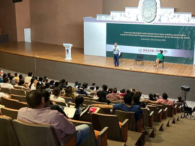 Curso de Identidad Institucional de la rama médica, paramédica y grupos afines del Programa de Recuperación de los Servicios de Salud.