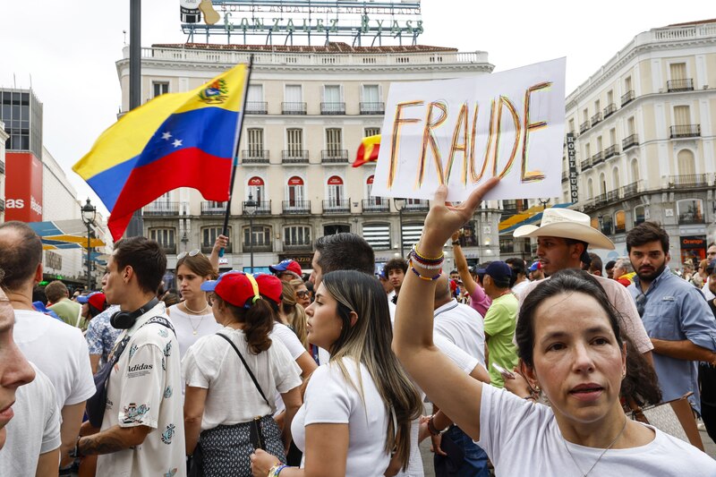 Posible título: Protesta contra el fraude electoral en Venezuela