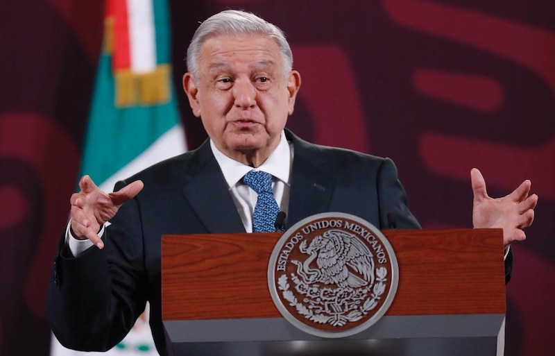 El presidente Andrés Manuel López Obrador da un discurso.