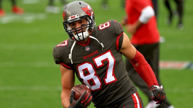Rob Gronkowski, ala cerrada de los Buccaneers, en acción durante el partido contra los Chiefs.