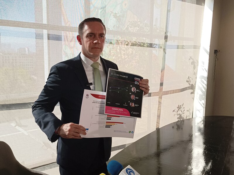 El candidato a la gubernatura de la Ciudad de México, ofrece conferencia de prensa.