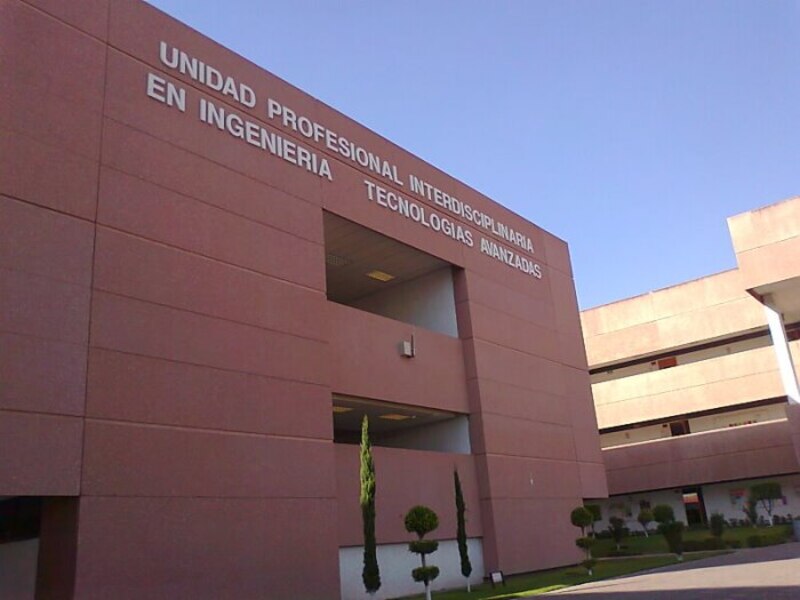 Edificio de la Unidad Profesional Interdisciplinaria de Ingeniería y Tecnologías Avanzadas