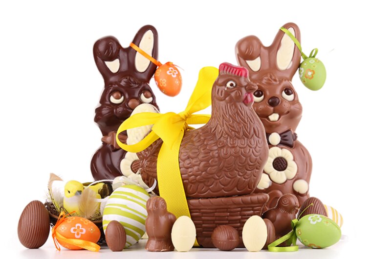 Conejos y gallina de chocolate de Pascua