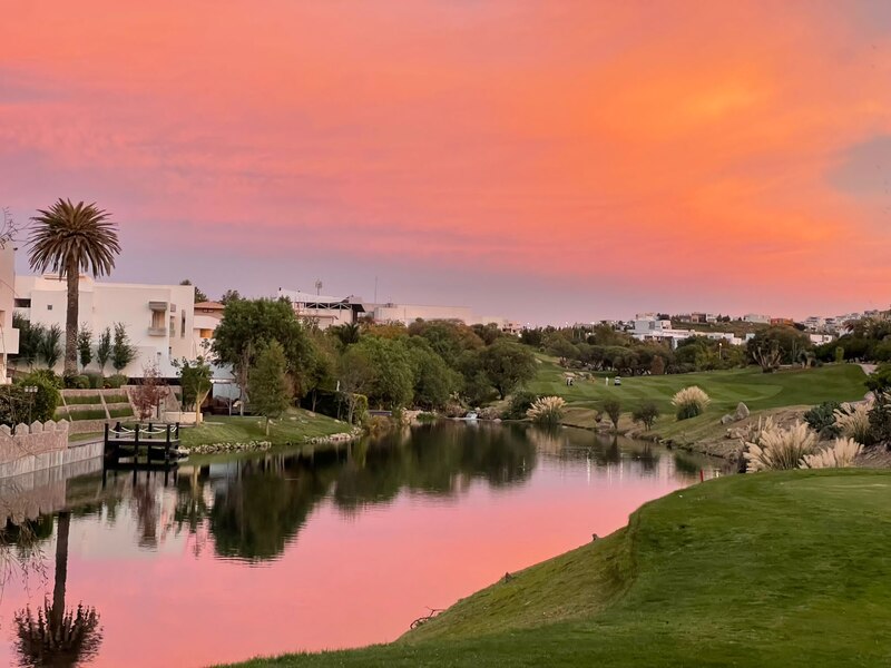 Atardecer en el campo de golf