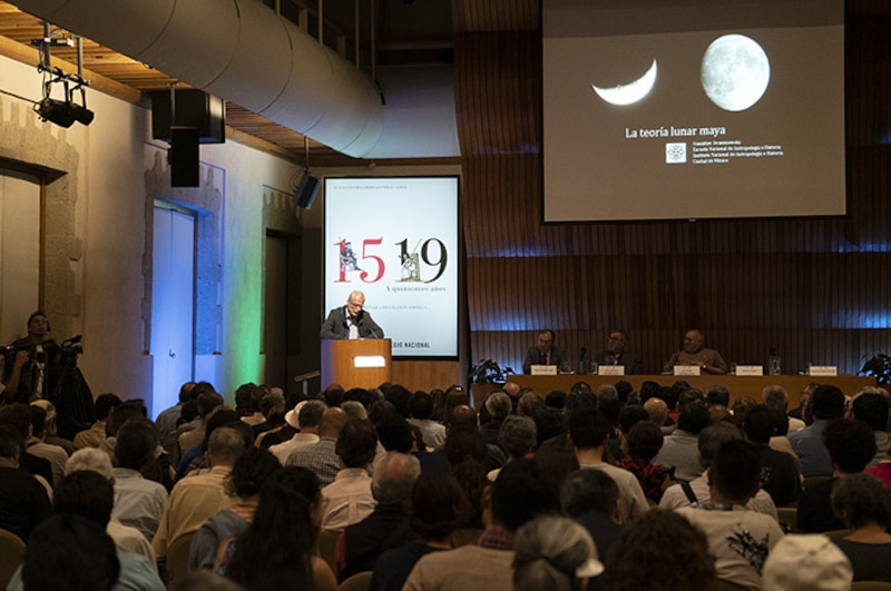 Conferencia sobre la teoría lunar maya
