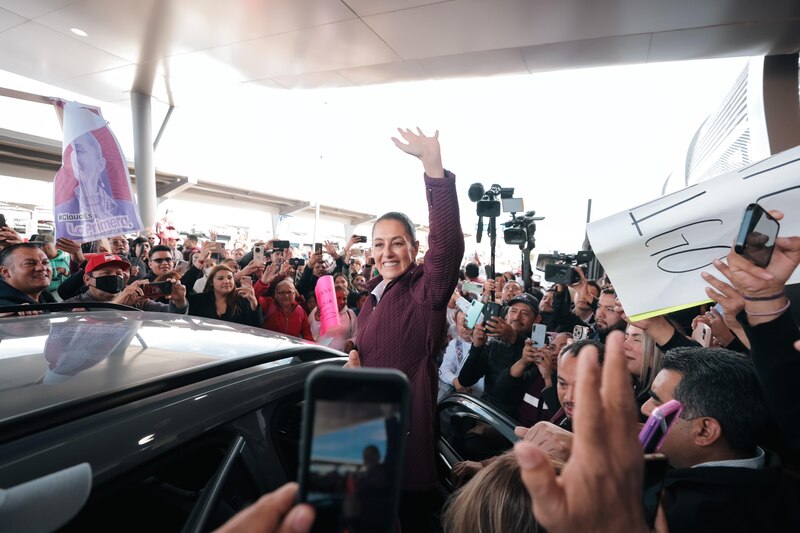 Clausura de campaña de la candidata a la gubernatura de Colima Indira Vizcaíno