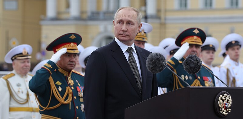 Putin da un discurso ante militares