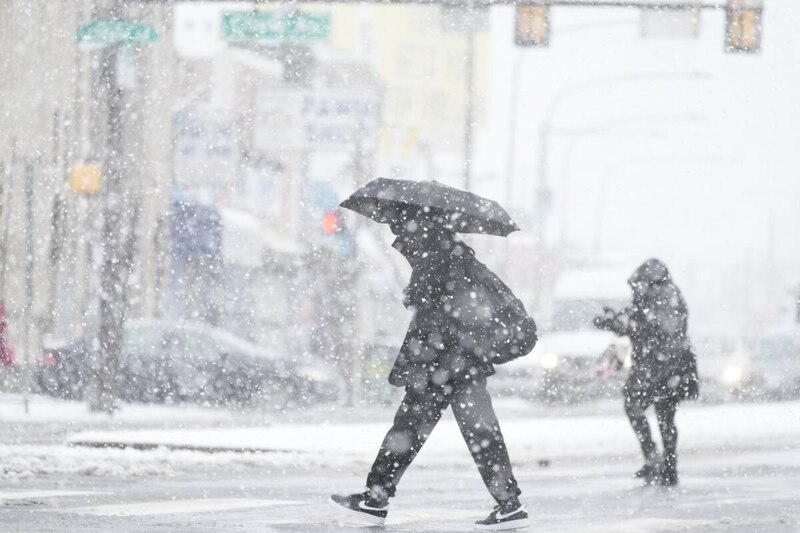 Nevando en la ciudad