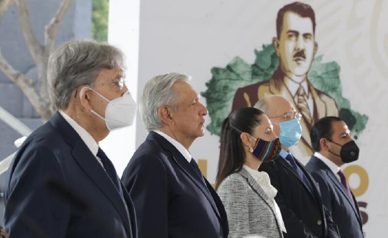 El presidente Andrés Manuel López Obrador encabeza la ceremonia del 108 aniversario de la Revolución Mexicana.