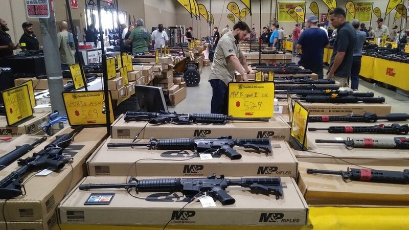 Exposición de armas de fuego en Estados Unidos
