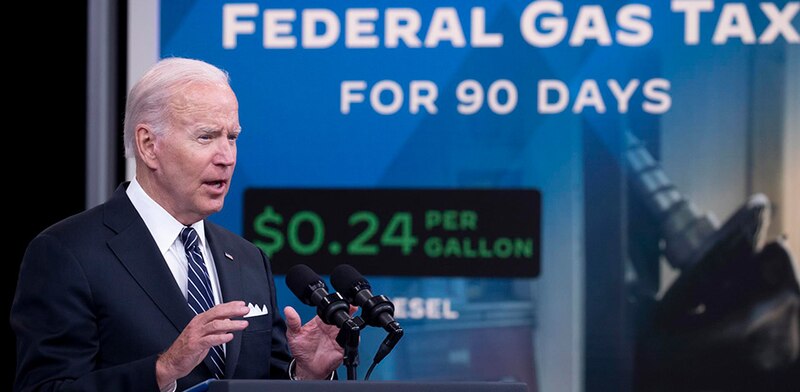 El presidente Biden anuncia una suspensión de 90 días del impuesto federal a la gasolina