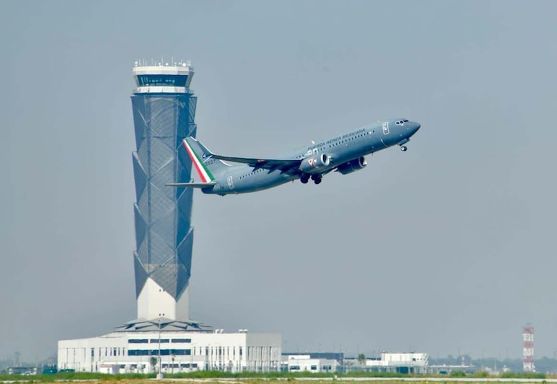 Torre de control del aeropuerto