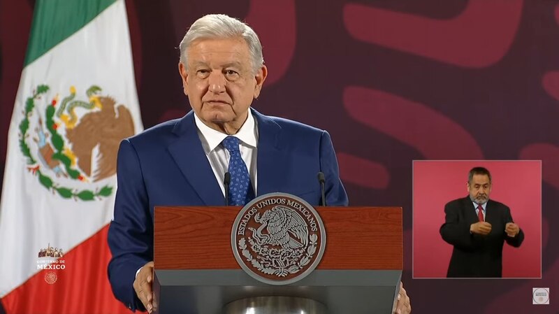 El presidente Andrés Manuel López Obrador da un discurso.